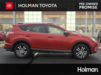 Used 2016 Toyota RAV4 LE image 1
