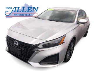 Used 2023 Nissan Altima 2.5 SV image 1