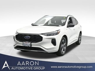 Used 2024 Ford Escape ST-Line w/ Equipment Group 301A image 1