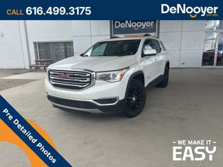 Used 2018 GMC Acadia SLT image 1