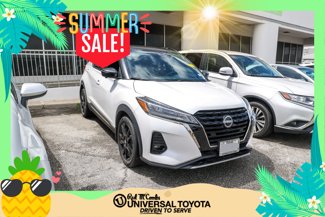 Used 2023 Nissan Kicks SR image 1