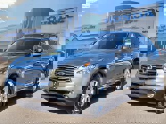 Used 2016 INFINITI QX70 AWD w/ Premium Package image 1
