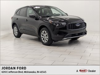 New 2025 Ford Escape Active w/ Cold Weather Package image 1