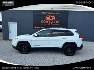 Used 2015 Jeep Cherokee Latitude image 1