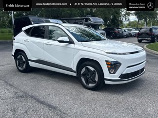 Used 2024 Hyundai Kona SEL image 1
