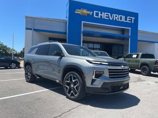 New 2025 Chevrolet Traverse High Country w/ LPO, Floor Liner Package image 1