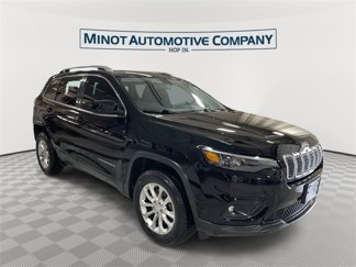 Used 2019 Jeep Cherokee Latitude w/ Cold Weather Group image 1