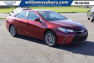 Used 2017 Toyota Camry SE image 1