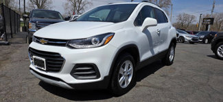 Used 2019 Chevrolet Trax LT w/ LT Convenience Package image 1