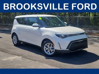 Used 2024 Kia Soul LX w/ Option Group 015 image 1