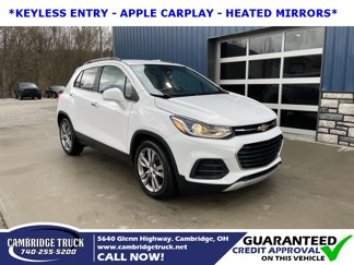 Used 2020 Chevrolet Trax LT w/ Driver Confidence Package image 1