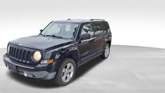 Used 2015 Jeep Patriot Latitude w/ Sun/Sound Group image 1