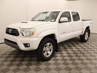 Used 2015 Toyota Tacoma PreRunner image 1
