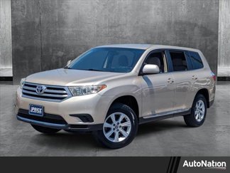 Used 2012 Toyota Highlander FWD image 1