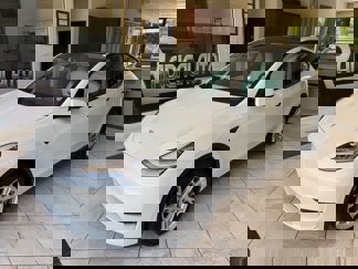 Used 2021 Tesla Model 3 Standard Range Plus image 1
