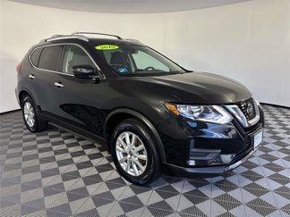 Used 2019 Nissan Rogue SV image 1