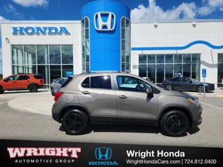 Used 2021 Chevrolet Trax LT w/ Driver Confidence Package image 1