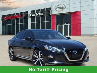 Used 2022 Nissan Altima 2.5 SR image 1