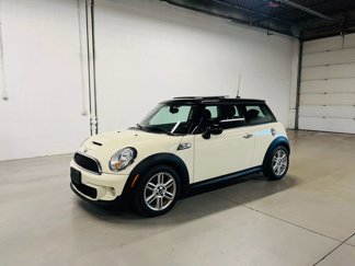 Used 2013 MINI Cooper S image 1