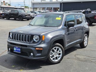 Used 2023 Jeep Renegade Latitude w/ Premium Group image 1