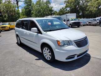 Used 2016 Chrysler Town & Country Touring image 1