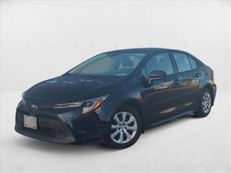 Used 2021 Toyota Corolla LE image 1