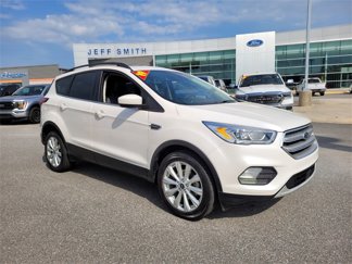Used 2019 Ford Escape SEL image 1