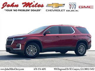 Used 2023 Chevrolet Traverse LT image 1