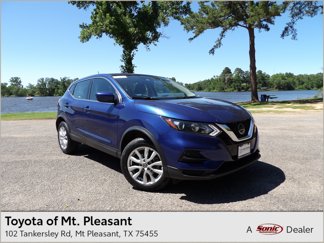 Used 2022 Nissan Rogue Sport S image 1