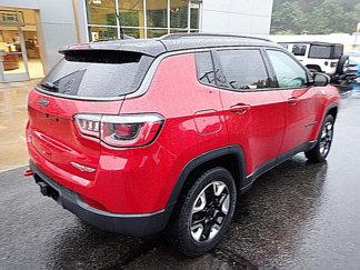 Used 2017 Jeep Compass Trailhawk w/ Navigation Group video 2