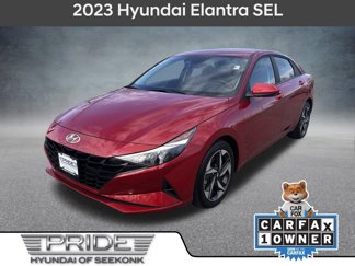 Used 2023 Hyundai Elantra SEL w/ Convenience Package image 1