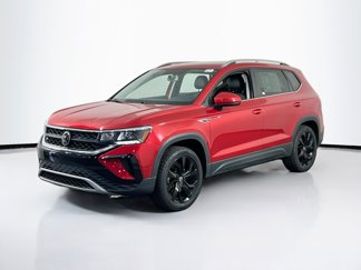 Used 2022 Volkswagen Taos SE image 1