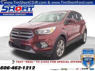 Used 2017 Ford Escape SE image 1