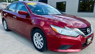 Used 2018 Nissan Altima 2.5 S image 1