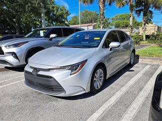 Used 2023 Toyota Corolla LE image 1