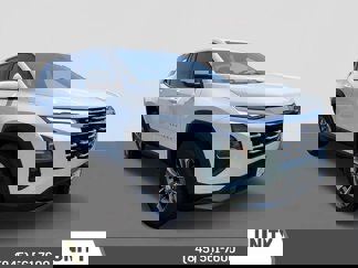 New 2025 Chevrolet Equinox LT image 1