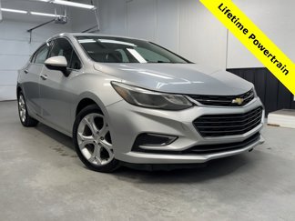 Used 2017 Chevrolet Cruze Premier image 1