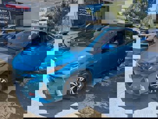 Used 2017 Toyota Prius Prime Premium image 1