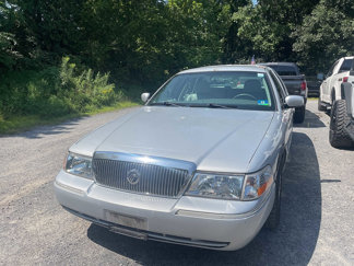 Used 2003 Mercury Grand Marquis GS image 1