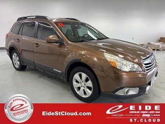 Used 2011 Subaru Outback 3.6R Limited image 1
