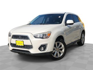 Used 2014 Mitsubishi Outlander Sport SE image 1
