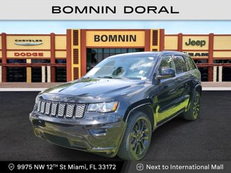 Used 2020 Jeep Grand Cherokee Altitude image 1