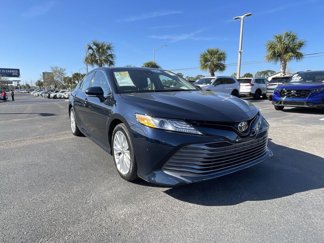 Used 2020 Toyota Camry XLE image 1