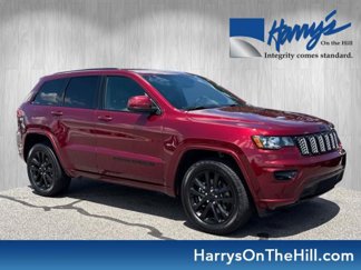 Used 2022 Jeep Grand Cherokee Laredo X image 1