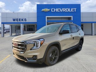 Used 2022 GMC Terrain AT4 image 1