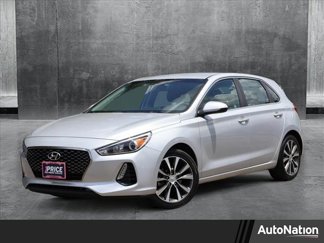 Used 2018 Hyundai Elantra GT image 1
