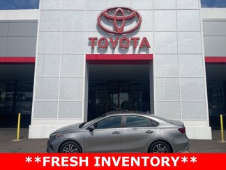 Used 2022 Kia Forte LXS w/ LXS Technology Package image 1