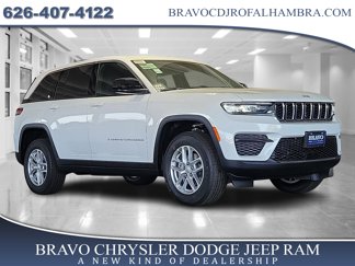 New 2025 Jeep Grand Cherokee Laredo X image 1