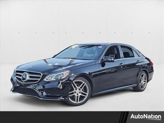 Used 2016 Mercedes-Benz E 400 4MATIC Sedan image 1