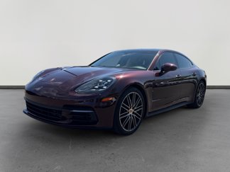 Used 2018 Porsche Panamera 4 image 1